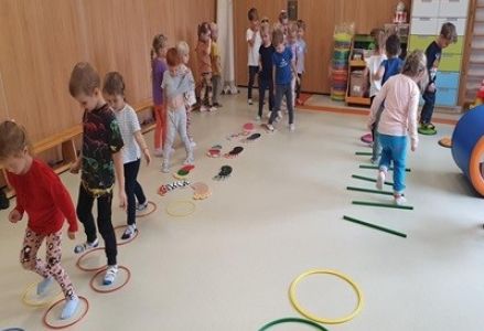 Dzielni sportowcy w grupie Kubusia Puchatka 2023