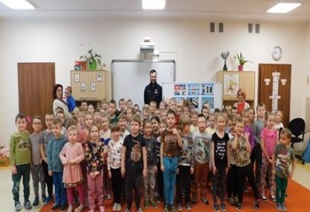 Spotkanie z policjantem w Margoninie - grudzień 2023