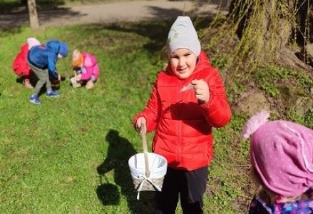 Praca plastyczna "Pisanka inaczej" u Koziołka Matołka 2023