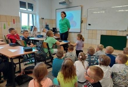 Grupa Myszki Miki z wizytą w Szkole Podstawowej w Lipinach 2023