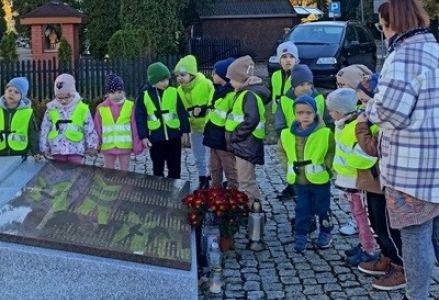 Grupa Misia Uszatka pamięta o bohaterach Powstania Wielkopolskiego 2022