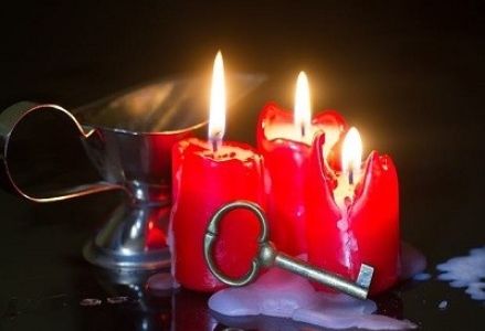 grupa dzieci przedszkolnych podczas obchodów tradycyjnych andrzejek