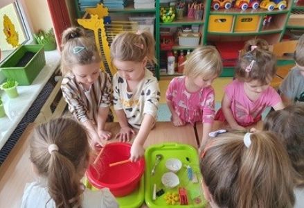 Eksperymenty wodne - Kubuś Puchatek 2024