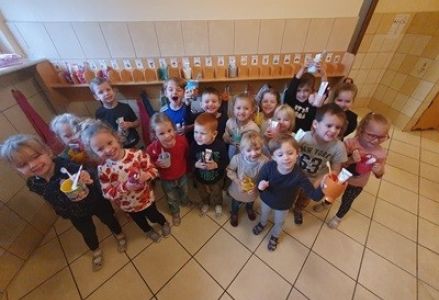 Jak dbamy o zęby w grupie Kubusia Puchatka 2023