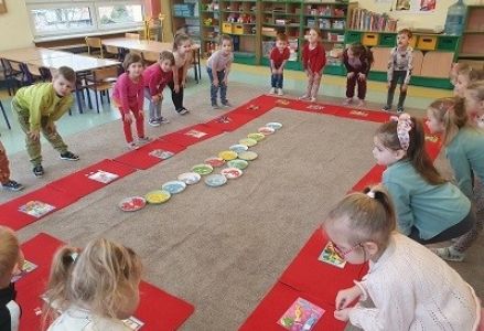 Świat figur geometrycznych - Kubuś Puchatek 2024