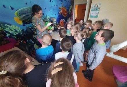 przedszkolacy u stomatologa
