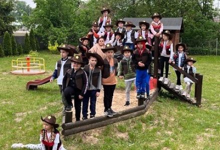 Rodzinny Rajd Rowerowy – Dzień Mamy i Taty w grupie Muminków 2023