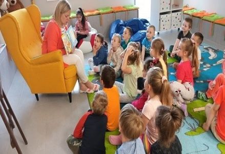 Grupa Reksia z wizyta w Bibliotece - wiosna - 2023