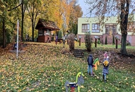 Miś Uszatek poznaje uroki jesieni 2023