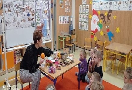 pielęgniarka herbata przedszkole dzieci