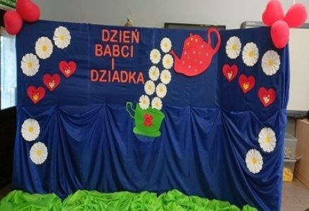 Dzień Babci i Dziadka w grupie Pszczółki Mai 2024