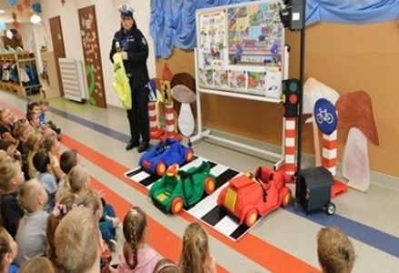 Wizyta policjantki w Margoninie 2023
