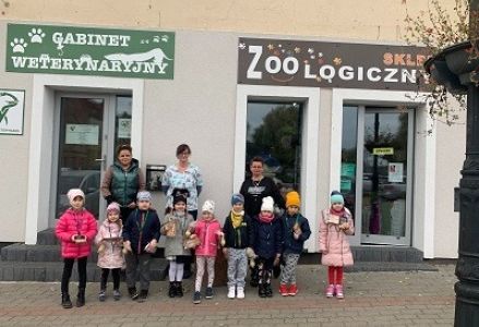 zdjęci grupowe przed kalinką